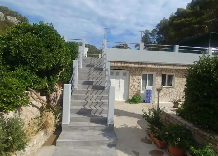 Kokić Hvar Town